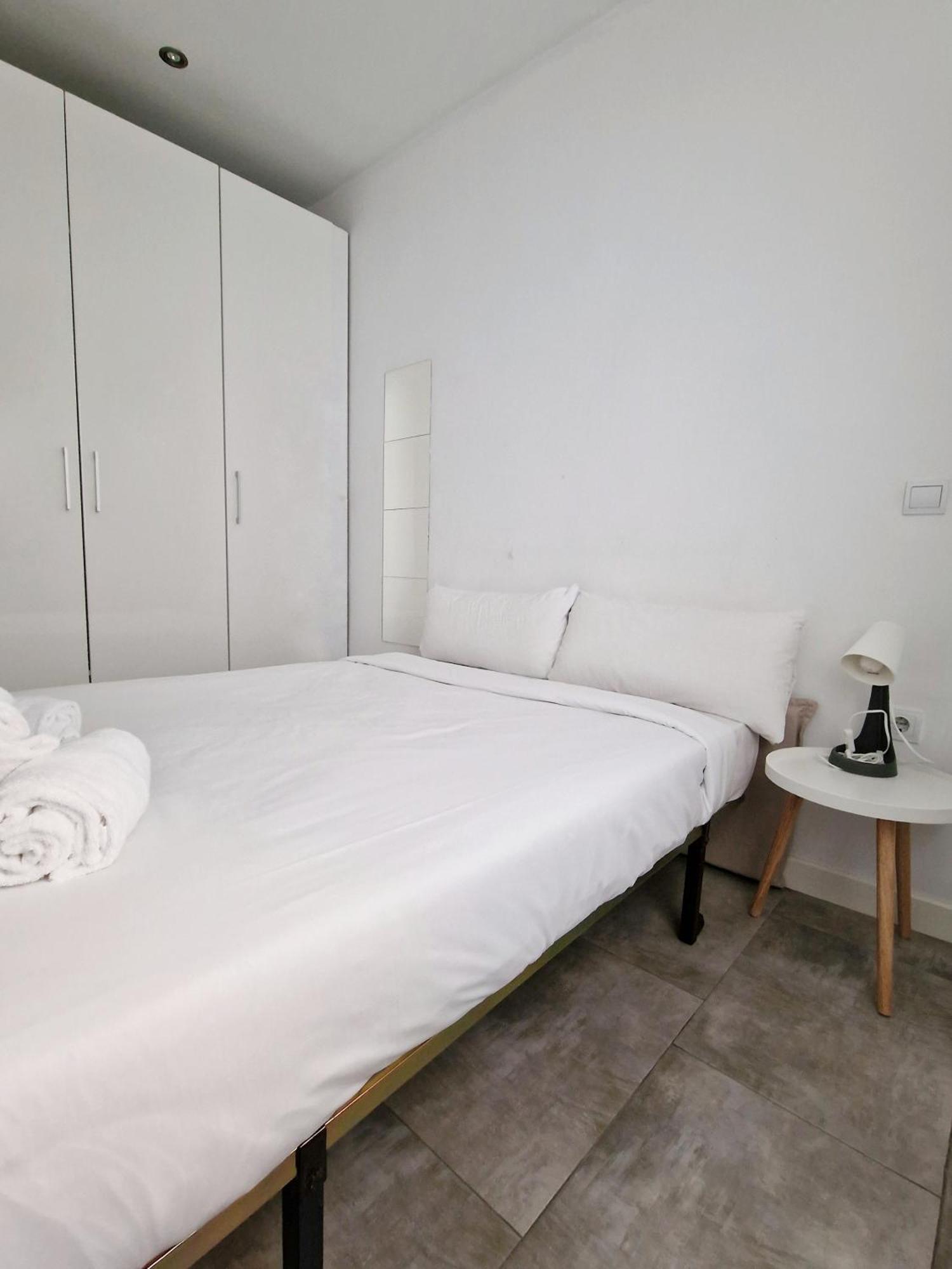 San Buenaventura Vistillas Apartamento Para Dos Appartement Madrid Buitenkant foto